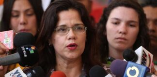 Blanca Eekhout: “Para nosotros la democracia es protagónica y participativa”