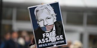 Julian Assange no será extraditado a EEUU