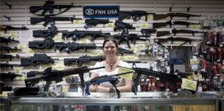 México demanda a empresas de armamento de EE.UU. México demanda armamento EE.UU.