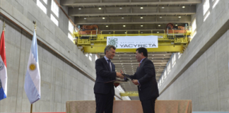 Otra denuncia internacional salpica a Mauricio Macri Macri Cartes Yacyretá