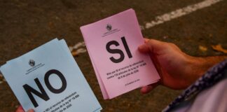 Uruguay vota un referéndum que tendrá un fuerte impacto electoral