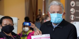 Aplastante victoria de López Obrador en el referéndum revocatorio