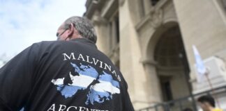 La Primer ministra de Reino Unido endureció la postura sobre Malvinas