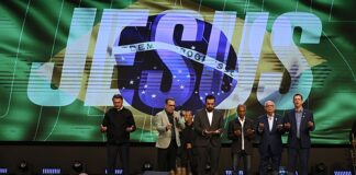 Del apocalipsis al “elegido imperfecto”: la táctica de los evangélicos en Brasil