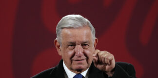 AMLO: “No debemos dejar solo al pueblo hermano de Perú”