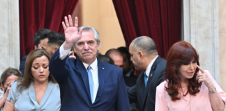 El presidente hizo repaso de su gestión y sorprendió al repudiar la condena a CFK