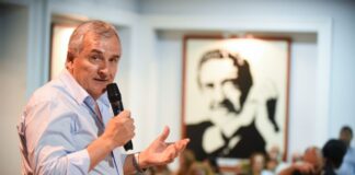 La UCR no se baja y pide PASO en Juntos