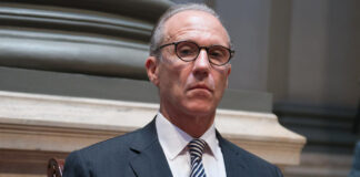 Cuando la Corte falló a favor de una re-relección de un gobernador