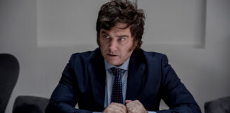 Milei presentó su plan de gobierno: ajuste, dolarización y prohibición de protestas