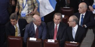 Ahora, la Corte podría bloquear la re-reelección de intendentes peronistas