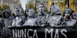 Las razones que llevaron a que Argentina discuta una ley anti negacionista