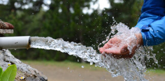 Detrás de la frase de Milei: ¿Es posible privatizar el agua en Argentina?