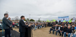 Kicillof contra Milei: “Le quiere sacar la jubilación a los laburantes”