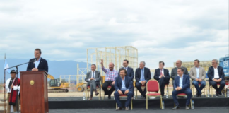 Vieja postal, nuevas excusas: energías limpias en el Norte argentino