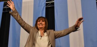 Bullrich dijo que si llega a ser presidenta gobernaría vía DNU