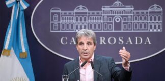 El gobierno reculó y modificó 200 artículos de la Ley ómnibus