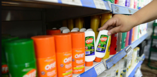 Invasión de mosquitos y SC Johnson, la empresa que pone el precio que quiere