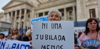 El gobierno evalúa reemplazar las jubilaciones por moratoria con programas sociales