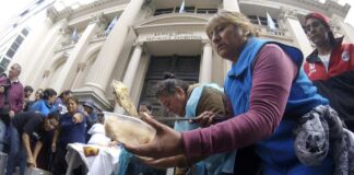 Pettovello tambalea y los movimientos sociales encaran un plan de lucha