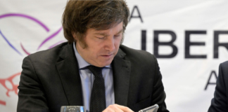 Tras haberse aumentado el sueldo, Milei retrotrae la medida y despide al Secretario de Trabajo