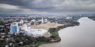 Explosión en Atanor: vecinos de San Nicolás denuncian cianuro en el aire