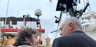 Milei recibe de forma ilegal a un barco estadounidense