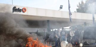 Trabajadores despedidos del sector de neumáticos se movilizan en distintas zonas del AMBA