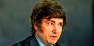 España retira a su embajadora de forma permanente tras los dichos de Milei