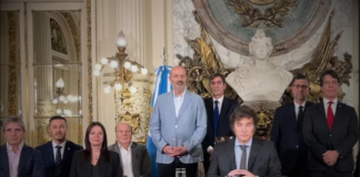 Milei pone en “revisión” a todo su Gabinete: crece el rumor de Sturzenegger en Economía
