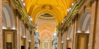 Quien quiera oír, que oiga: la Catedral de Buenos Aires se convirtió en comedor popular
