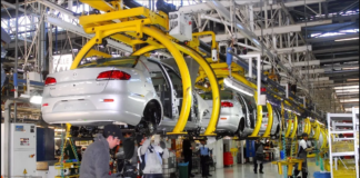 Seis empresas automotrices pararon sus actividades tras la caída sostenida de la industria