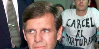 Milei en Francia: organizaciones de DDHH francesas reclaman contra las visitas a Astiz