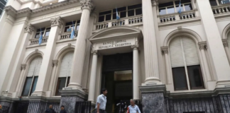 Sin respuesta oficial: aseguran que ya se fugó oro equivalente a 1.500 millones de dólares