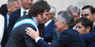 Macri le marca la cancha a Milei con un juego de garrote y zanahoria