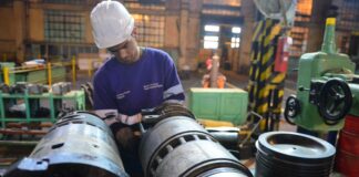 Caída libre para la industria argentina