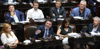 Ahora varios diputados radicales podrían cambiar su voto y bancar el veto de Milei a los jubilados