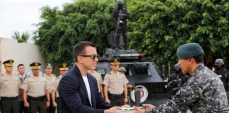 Ecuador: Noboa busca instalar de nuevo bases extranjeras en el país