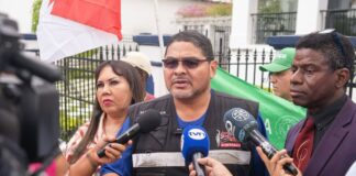 Saúl Méndez, lider de las protestas, solicita asilo político en la embajada de Bolivia en medio de represión en Panamá