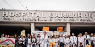 Brutal: el gobierno de Milei cerró la residencia de pediatría del hospital Garrahan