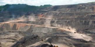 Después de bajarle retenciones al campo, Milei eliminó retenciones a las exportaciones mineras