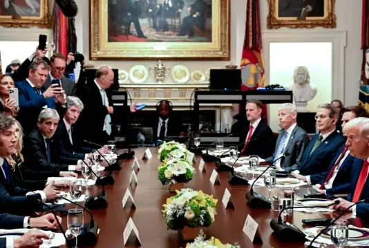 Milei y Caputo lo hicieron de nuevo: Trump le prestó dólares al gobierno pensando que se vienen las elecciones presidenciales en Argentina