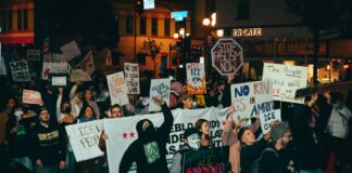 El movimiento contra ICE crece en EE.UU. tras el asesinato de una mujer en Minnesota