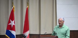 Cuba aprueba la mayor reforma económica en décadas: apertura al mercado, cambios en las empresas estatales socialistas y expansión del sector privado