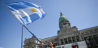 ¿Así que vivimos en democracia? Reflexiones crudas en tiempos de Milei y un llamado a la acción