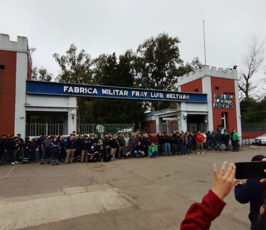 En el Día de la Industria Nacional, trabajadores denuncian la extranjerización de las fábricas militares argentinas