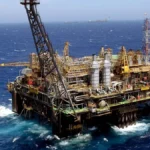 El Reino Unido prorrogó por cinco años las licencias petroleras en Malvinas y desafió las sanciones de Milei