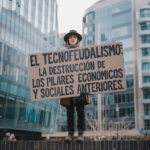 En las democracias débiles nacen los monstruos: el experimento que ya ensayan las nuevas derechas